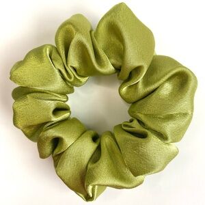Satin pistachio Scrunchie